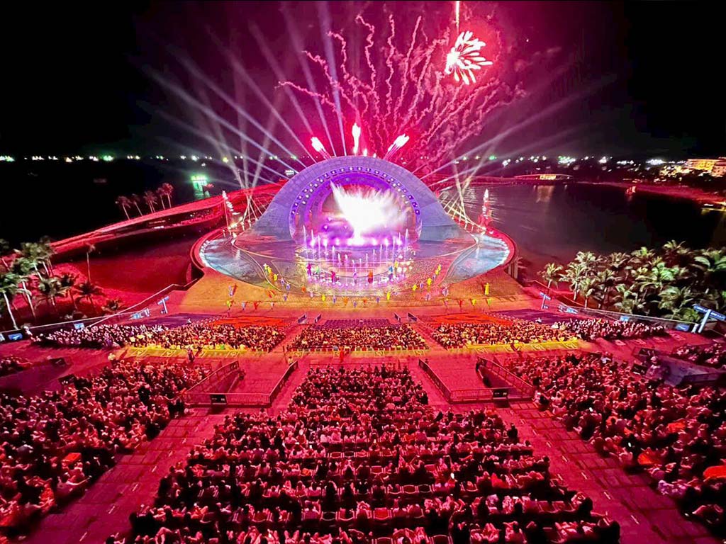 Giới thiệu Show Nụ Hôn Của Biển Cả của Sun World Hòn Thơm